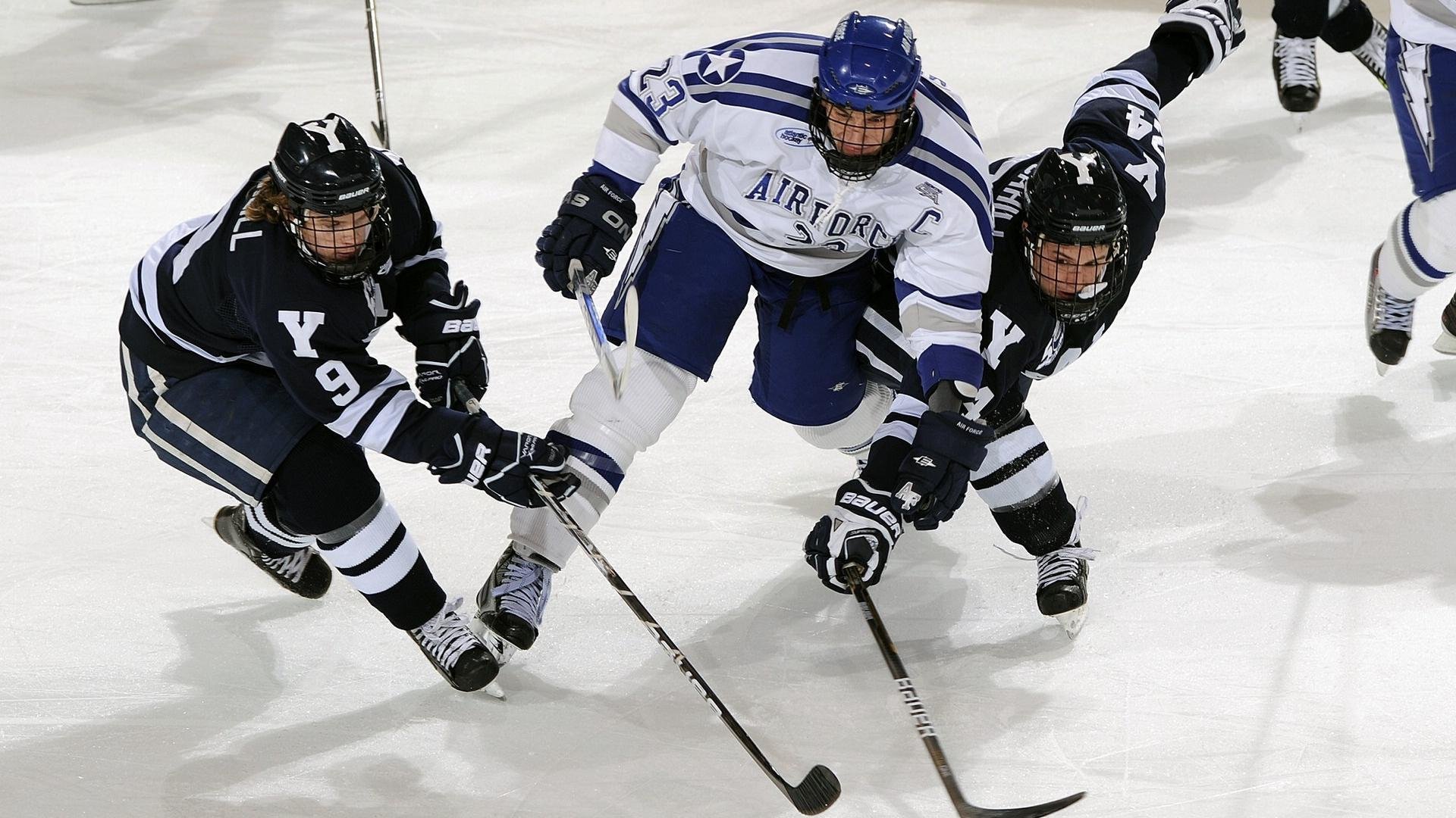 欧冠最佳年轻球员，欧冠决赛最年轻首发球员